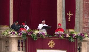 Pâques: le pape appelle à la fin des tragédies et persécutions