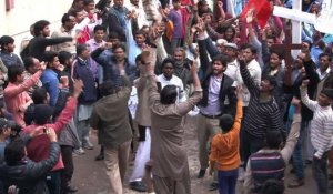 Pakistan: les chrétiens manifestent après un double attentat