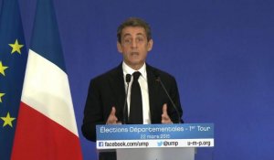 Départementales: "l'alternance est en marche", dit Sarkozy