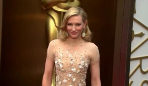 Cate Blanchett adopte une fillette