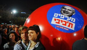 En images : Manifestation contre Netanyahou à Tel Aviv avant les élections