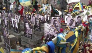 Recueillement à Kiev, un an après la tuerie place Maïdan