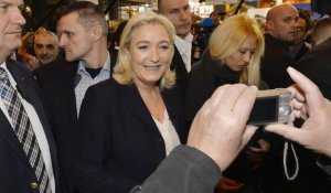 Marine Le Pen au Salon de l'agriculture pour récolter le vote rural