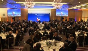 Hollande veut renforcer la répression contre l'antisémitisme