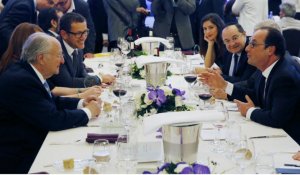 Le CFCM boude le dîner du Crif, Hollande dénonce la "lèpre" de l'antisémitisme