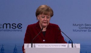 Merkel sur l'Ukraine: "pas certain que nous réussissions"