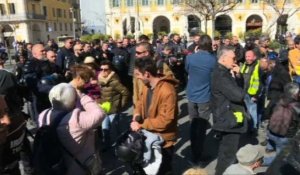 Nice: des "gilets jaunes" bravent l'interdiction de manifester