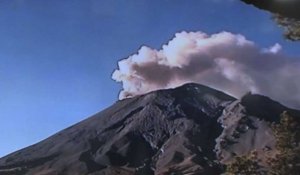 Le Mexique relève le niveau d'alerte du volcan Popocatepetl
