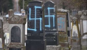 En Alsace, des croix gammées dans un cimetière juif (photos)