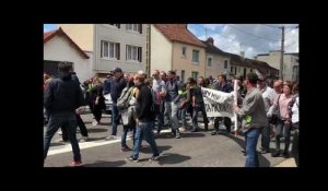 lemainelibre.fr 250 gilets jaunes manifestent au Mans
