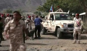 Images des suites d'une attaque près d'Aden au Yémen
