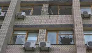 Un immeuble de bureaux à Kiev frappé par une grenade