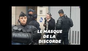 Manifestation à Paris: le journaliste Rémy Buisine interpellé par la police