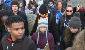 Greta Thunberg participe à une marche pour le climat à Davos
