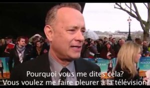 Cérémonie des Oscars : euphorique, Tom Hanks fait des pompes sur le tapis rouge (video)