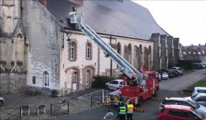 Montreuil : intervention de la grande échelle des pompiers