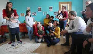 "Parcours des 1000 jours": Adrien TAQUET, secrétaire d'Etat en charge de la protection de l'enfance, rend visite à Zen Moman à Solesmes