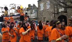 Carnaval de Granville : la cavalcade depuis la rue des Juifs