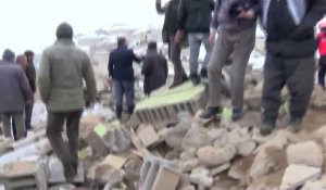 Séisme frontalier: 9 morts en Turquie, 40 blessés en Iran