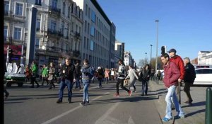 Un millier de jeunes ont manifesté pour les océans à Bruxelles