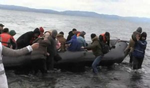 Grèce: des migrants en provenance de Turquie arrive à Lesbos