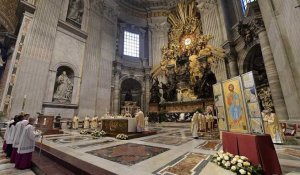 Pâques sous le signe de la pandémie : du Vatican à Jérusalem