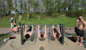 Wattrelos : entraînement d'un groupe de steet workout