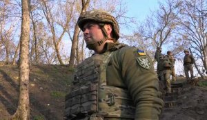 Dans le Donbass, les soldats ukrainiens prêts à faire face à la Russie