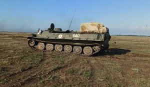 Des unités de tanks russes participent à des exercices militaires en Crimée
