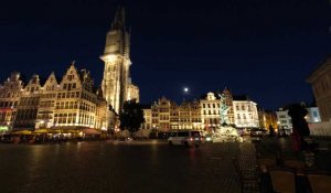 Ambiance covid sur la Grand Place d'Anvers