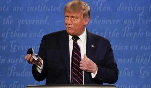 Duel Trump - Covid-19 : quels risques pour le président, et pour le pays en cas d'incapacité ?