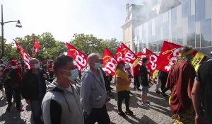 Aulnoye-Aymeries: manifestation CGT pour les cheminots et Vallourec