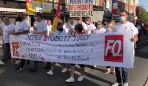 Saint-Quentin : 200 personnes manifestent contre les fermetures d'usine