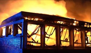 Dunkerque: l'impressionnante vidéo de l'incendie de l'école Trystram