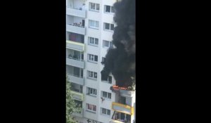 UGC: deux enfants sautent de plus de 10 mètres pour échapper aux flammes à Grenoble