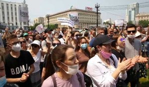 Russie: nouvelle grande manifestation contre l'arrestation d'un gouverneur
