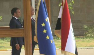 Irak: Macron arrive au palais présidentiel à Bagdad