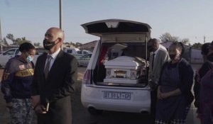 Funérailles d'un adolescent sud-africain handicapé tué dans la rue