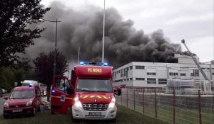 Un incendie ravage l'usine LU de Jussy