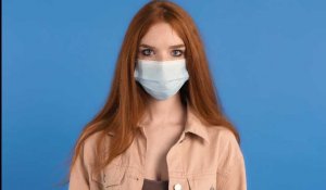 Coronavirus: des groupes «anti-masques» se développent sur Facebook