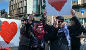 Les Néo-Zélandais chantent après la condamnation du tueur des mosquées de Christchurch