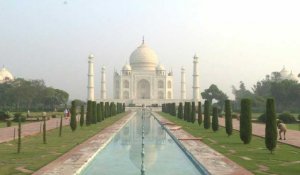 Inde: le Taj Mahal rouvre malgré la flambée du virus