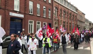 Les soignants de l'hôpital crient leur malaise dans les rues de Tourcoing