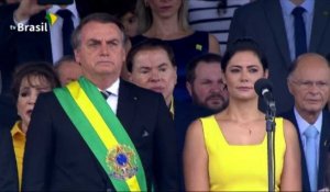 Bolsonaro assiste au défilé militaire du Jour de l'indépendance