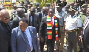 Harare : Emmerson Mnangagwa arrive à la résidence de Mugabe "Blue Roof"