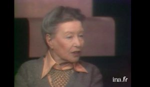 Simone de Beauvoir évoque sa vocation d'écrivain et ses débuts d'enseignante