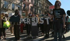 Début de la manifestation en hommage à Ruth Bader Ginsburg à Brooklyn