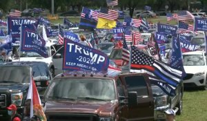 Des partisans de Trump en Floride forment une caravane de la "victoire"