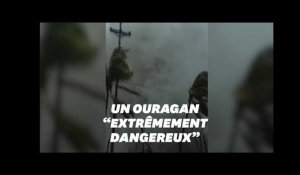 L'ouragan Iota provoque des vagues énormes et de gros dégâts en Colombie