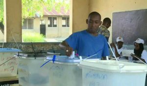 Ouverture des bureaux de vote pour les élections en Tanzanie